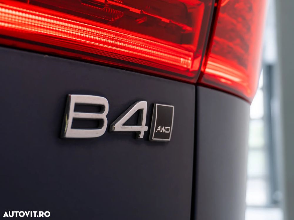 Volvo XC 60 B4 D AWD Geartronic Momentum Pro - 17