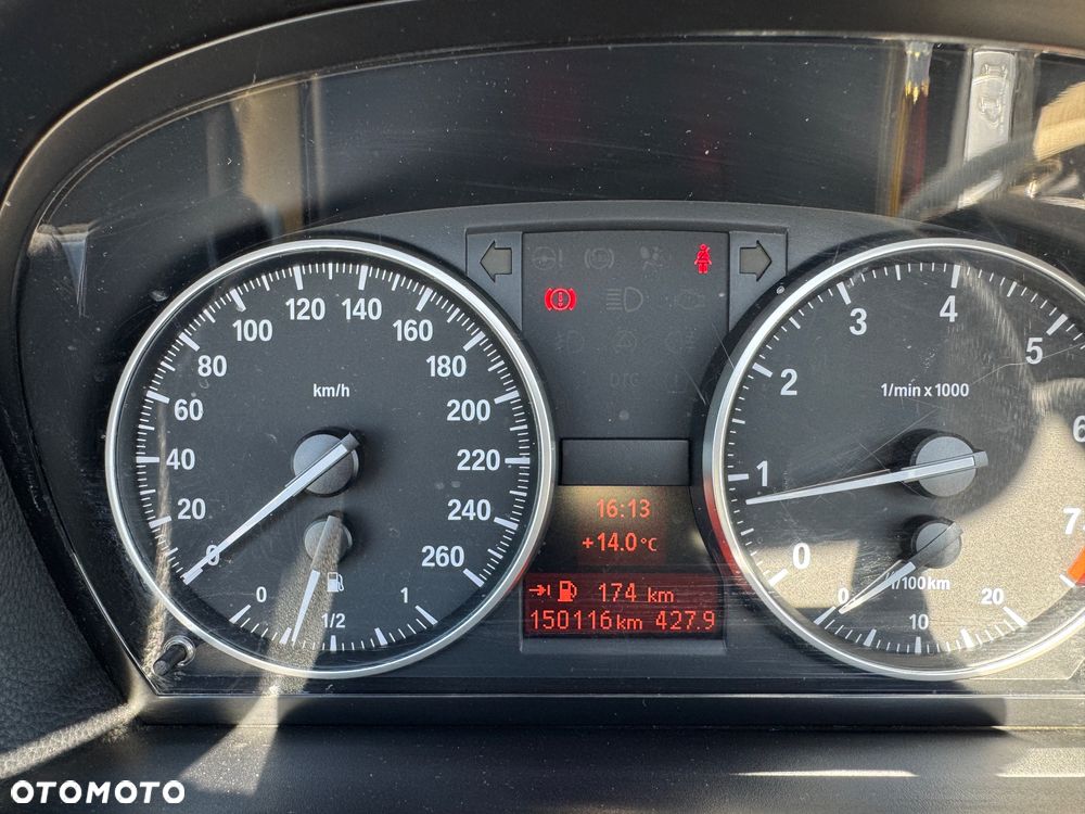 BMW Seria 3 320i - 17