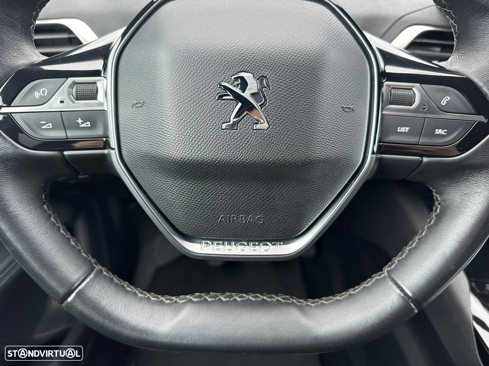 Peugeot 3008 PureTech 130 Stop & Start GPF Allure Business-Pack - 12