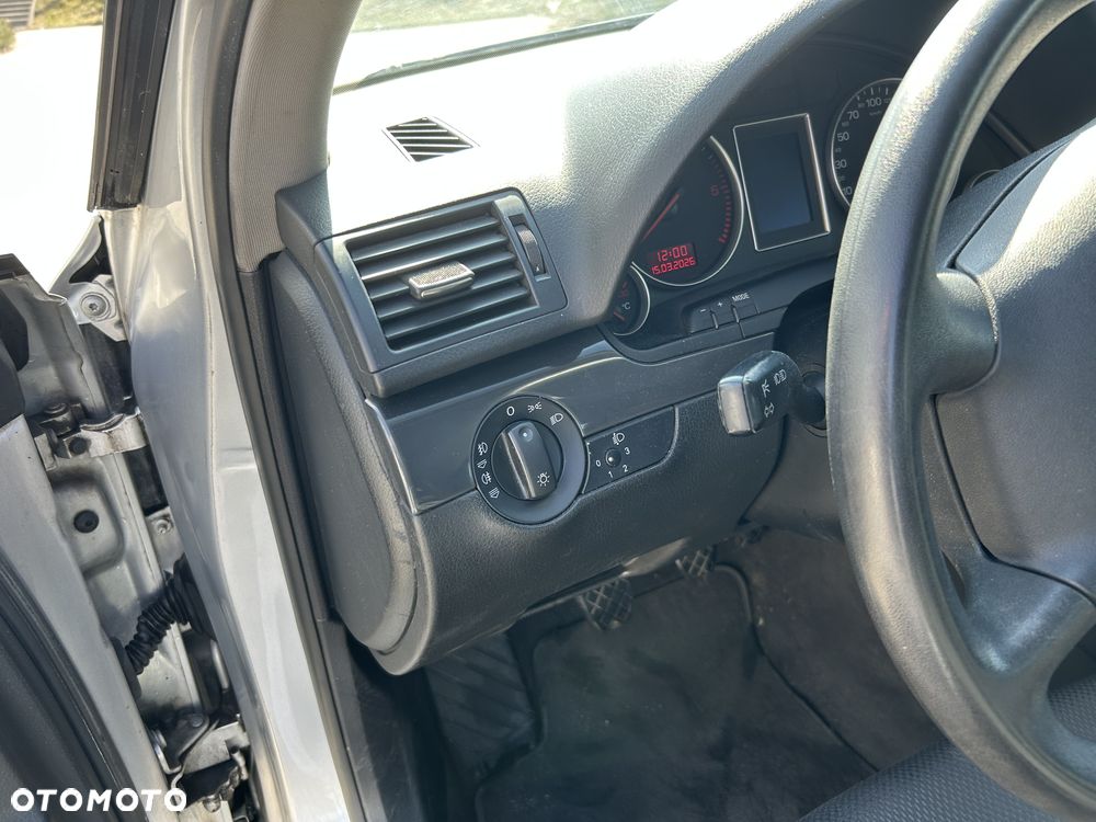 Audi A4 Limousine 1.9 TDI - 11