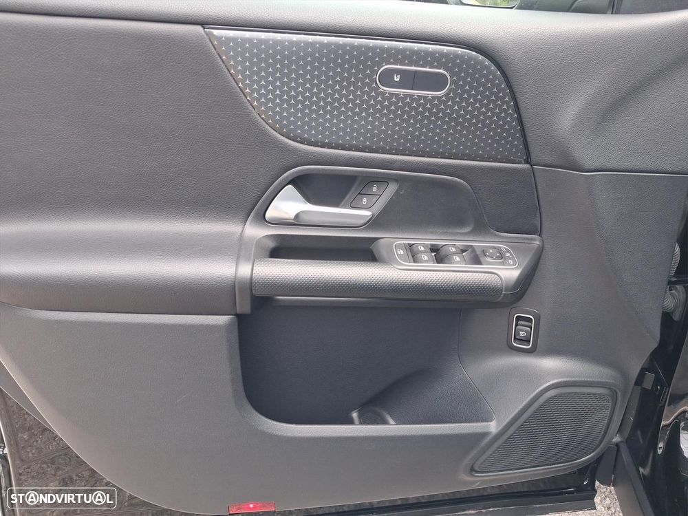 Mercedes-Benz GLB 180 d Style - 8