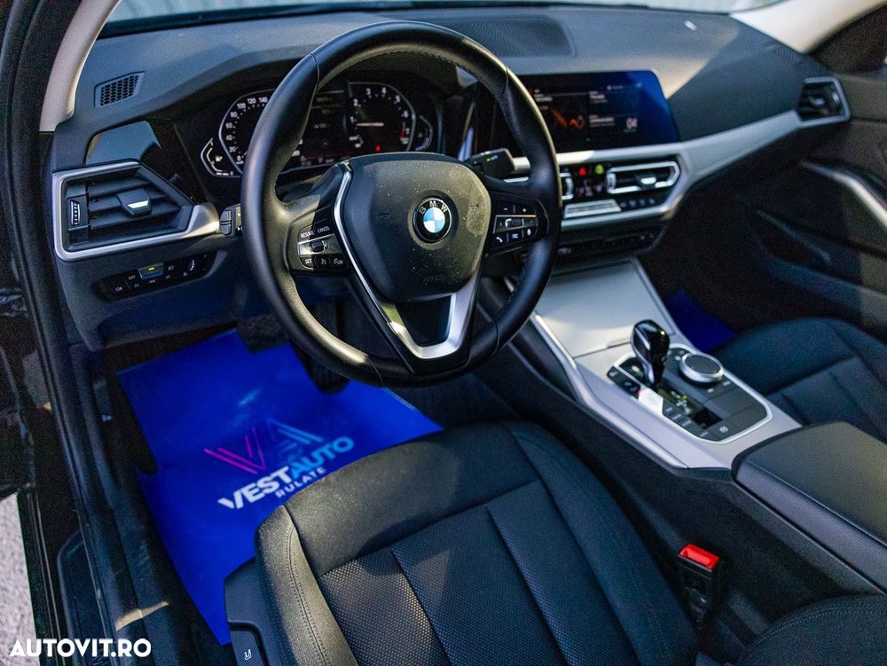 BMW Seria 3 320i AT - 4