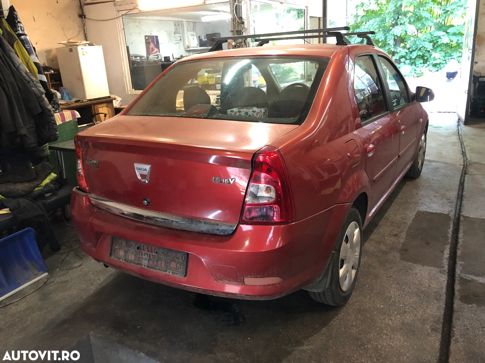 Dezmembrez Dacia Logan 1 PH2 facelift 2011 1.6 16v benzina maro visiniu - 3