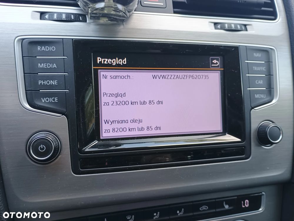 Volkswagen Golf 1.6 TDI BlueMotion Comfortline - 18