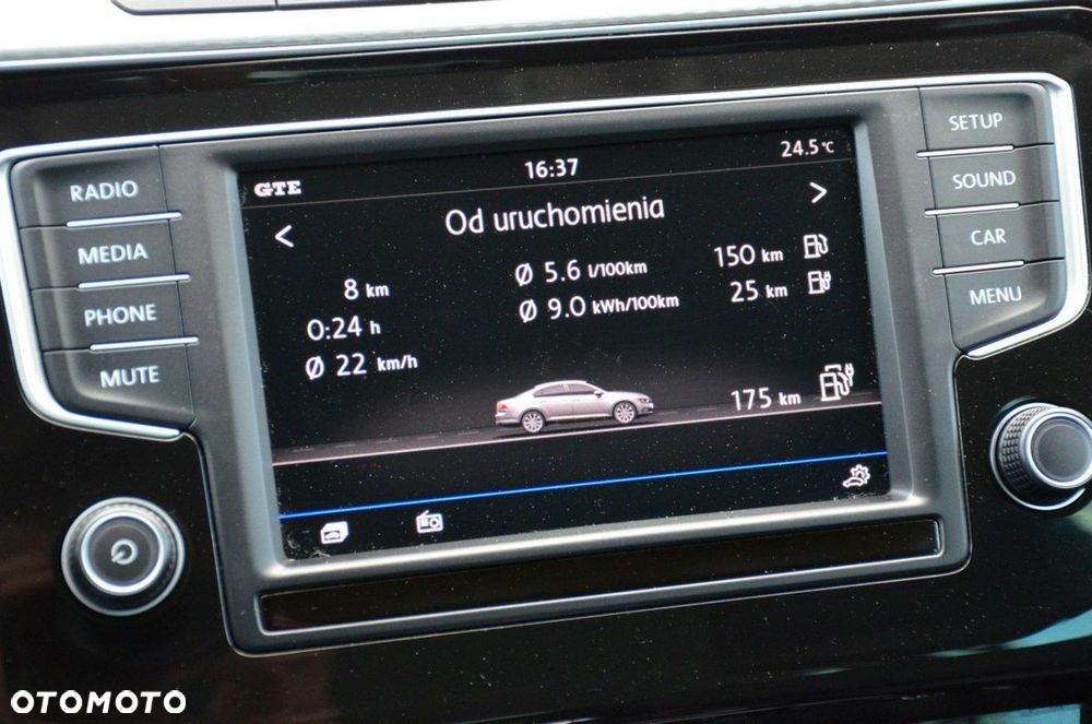 Volkswagen Passat - 37