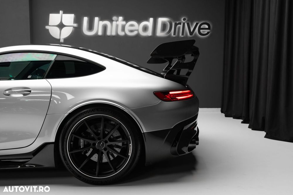 Mercedes-Benz AMG GT - 9
