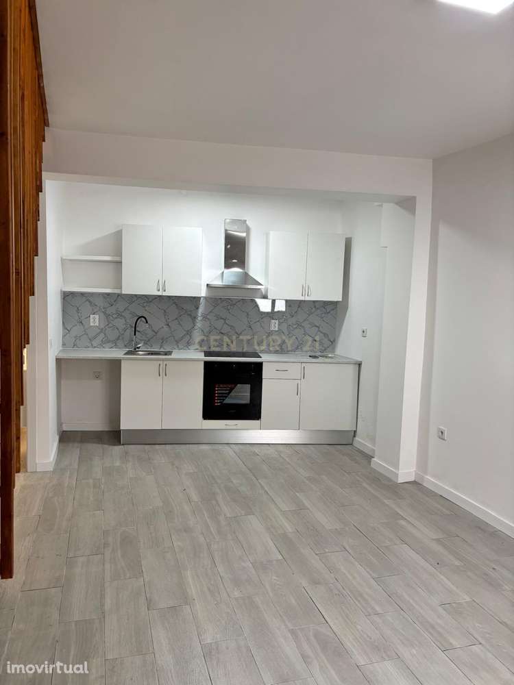 Apartamento Renovado T2 em Alcains, Castelo Branco - Grande imagem: 3/13