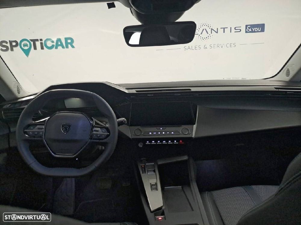 Peugeot 408 1.2 Hybrid Allure e-DCS6 - 8