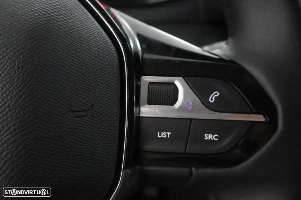 Peugeot 208 1.2 PureTech Active Pack - 18