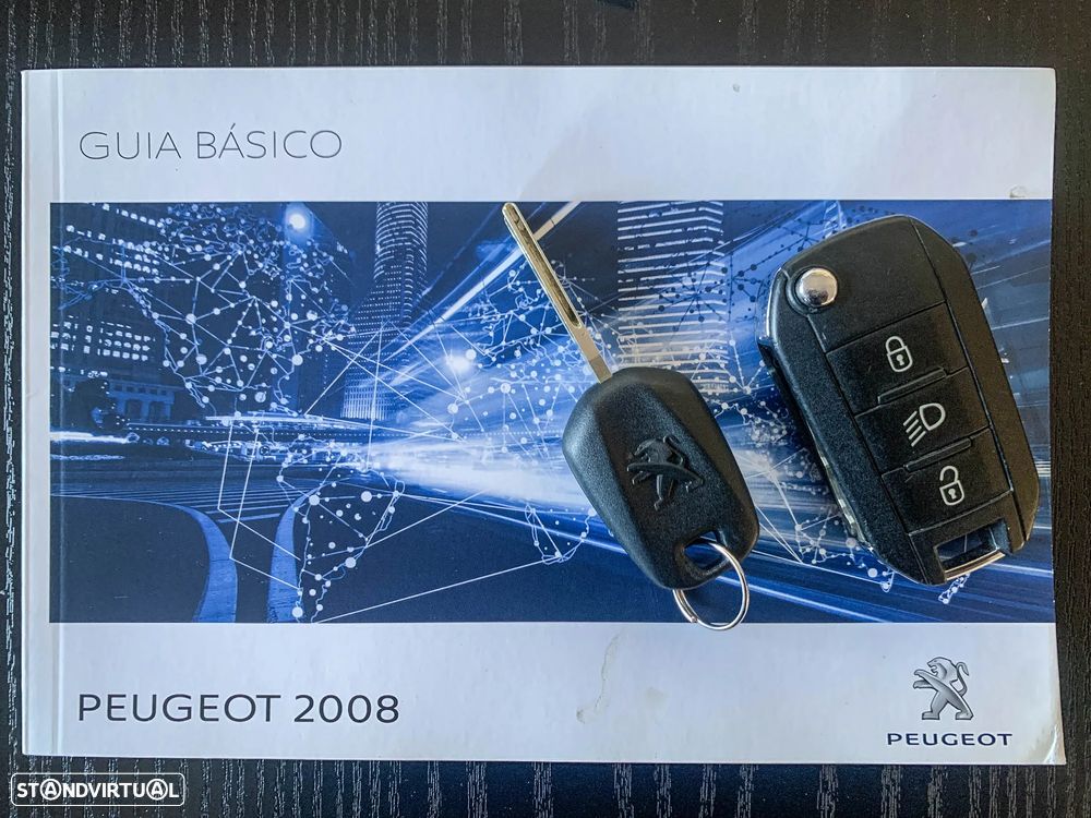 Peugeot 2008 1.6 BlueHDi Style - 44