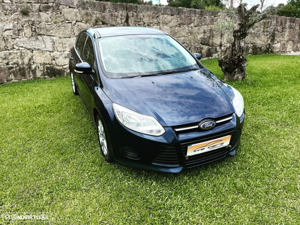 Ford Focus 1.0 EcoBoost S&S ST-Line - 2