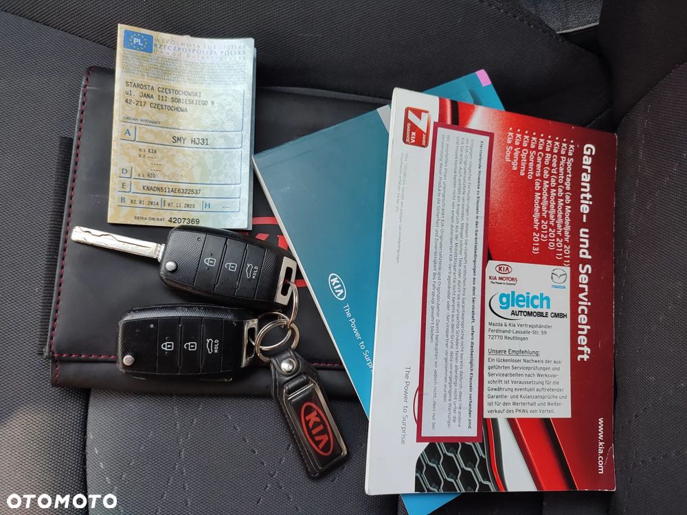 Kia Rio - 16