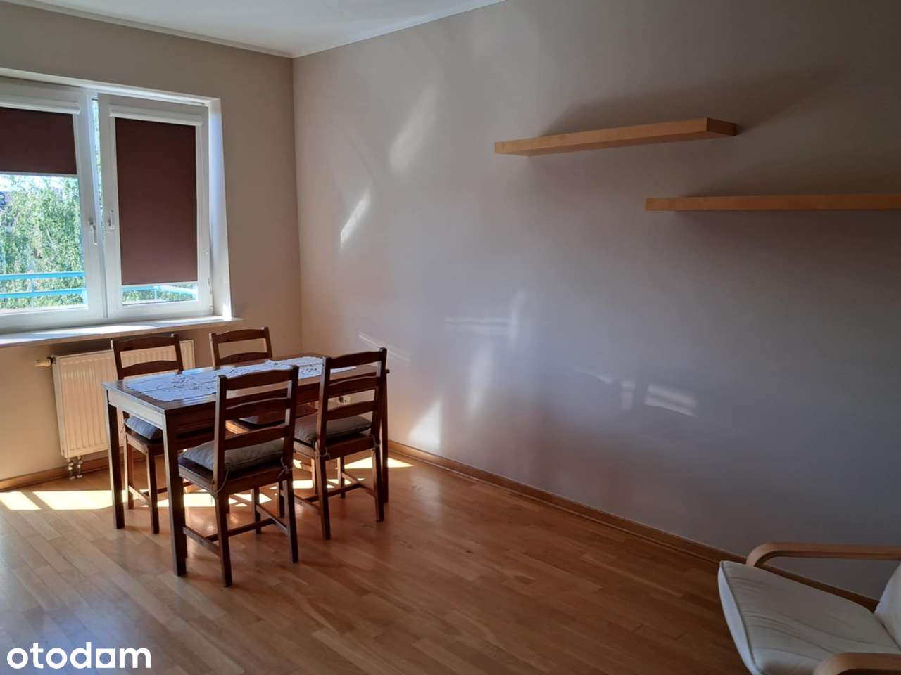 2 pokoje blisko Lasu Kabackiego z dwoma balkonami i garażem