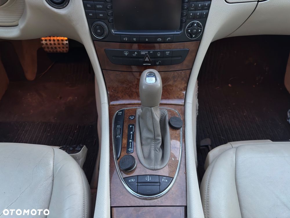 Mercedes-Benz Klasa E 500 Avantgarde - 14