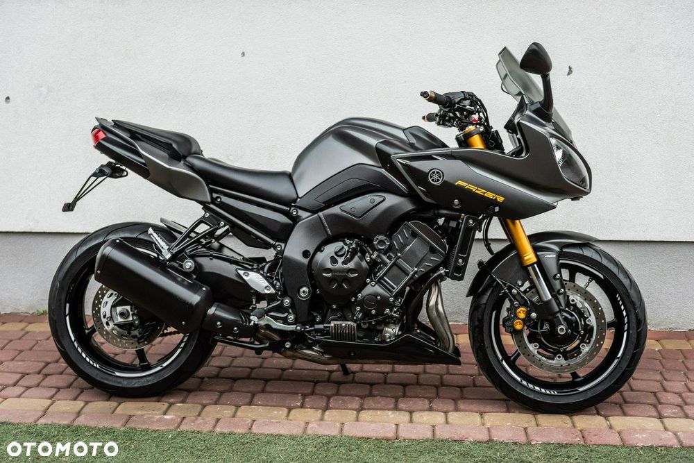 Yamaha FZ - 2