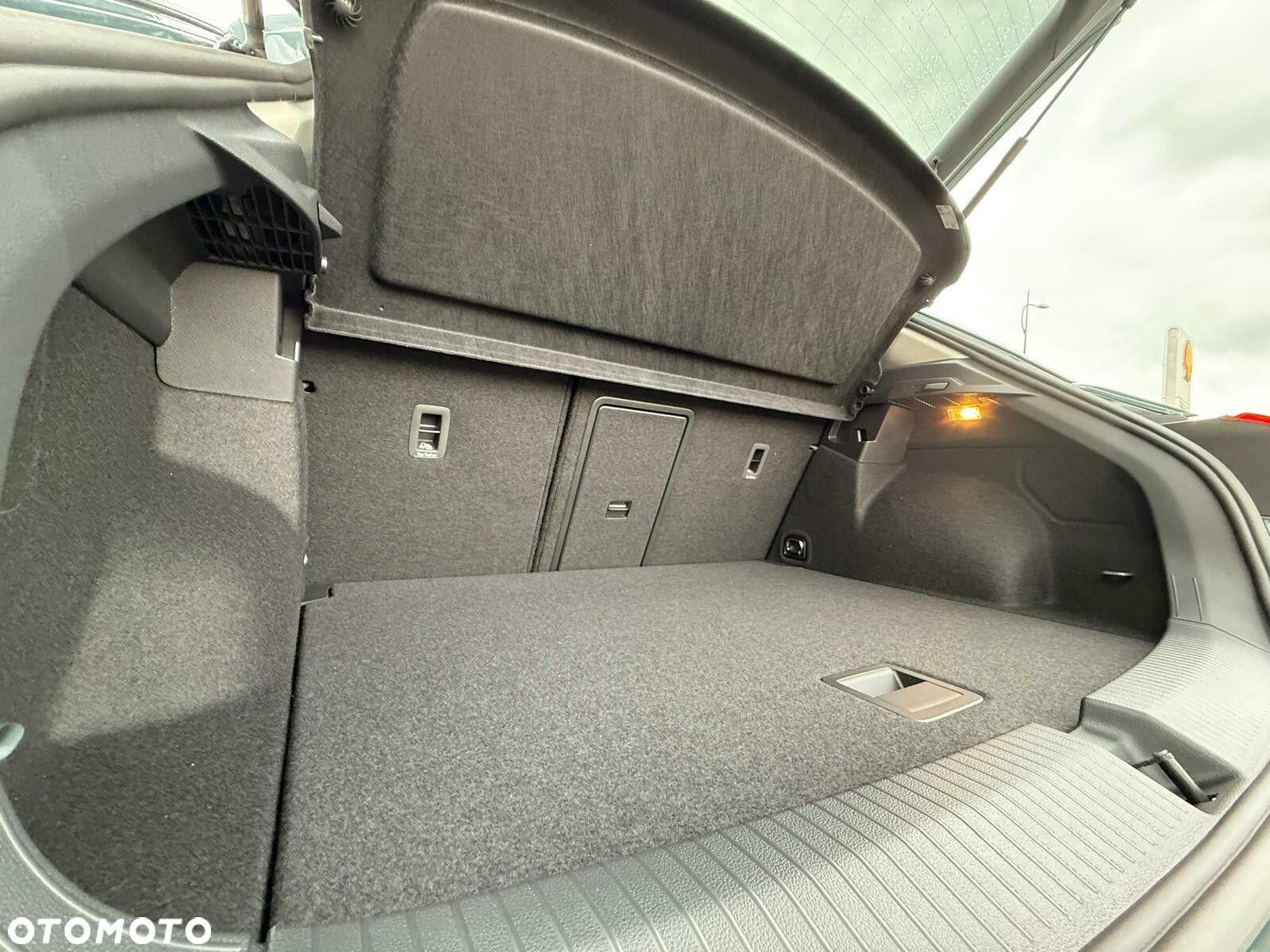 Volkswagen T-Roc 1.5 TSI Life Plus - 32