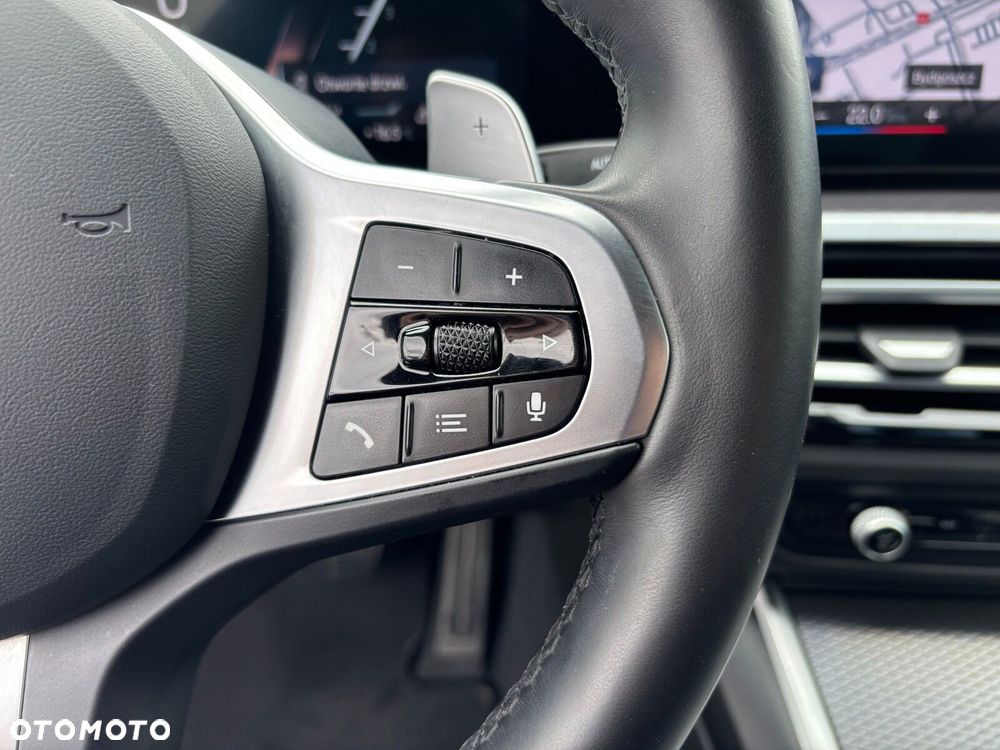 BMW Seria 3 318i M Sport - 23