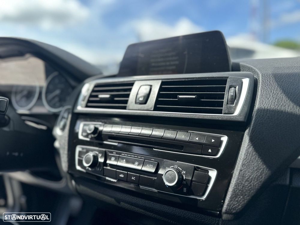 BMW 118 d Line Urban - 18