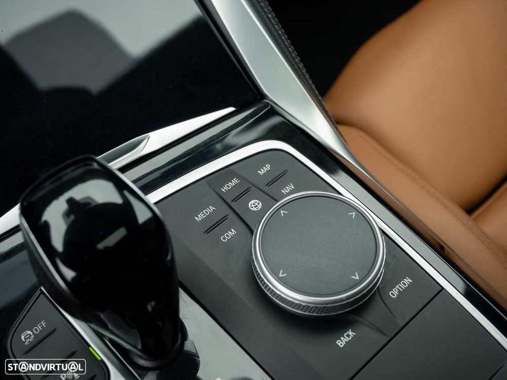 BMW 420 d Pack Desportivo M Auto - 37