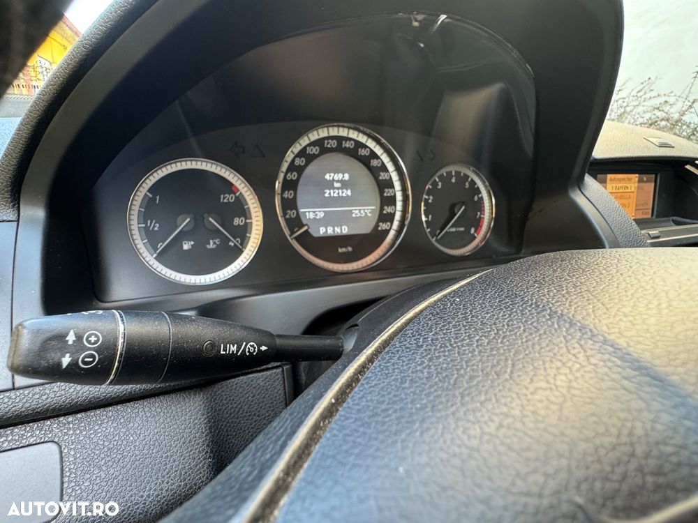 Mercedes-Benz C - 13