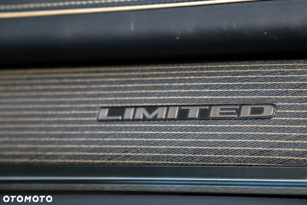 RAM 1500 Crew Cab Limited - 9