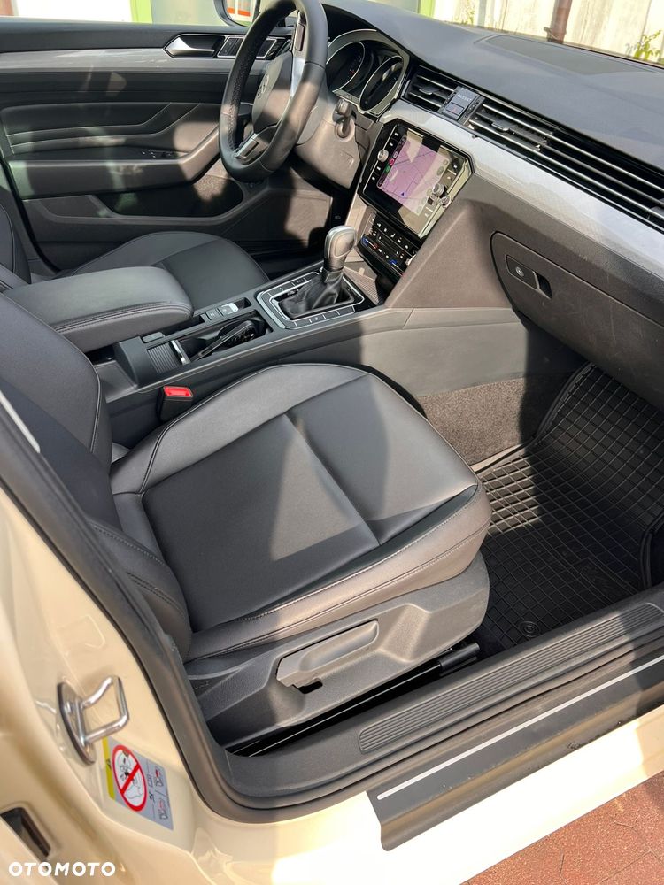 Volkswagen Passat 2.0 TDI EVO Business DSG - 8