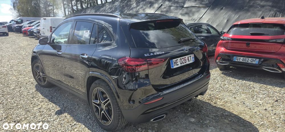 Mercedes-Benz GLA 200 d 8G-DCT Style - 4
