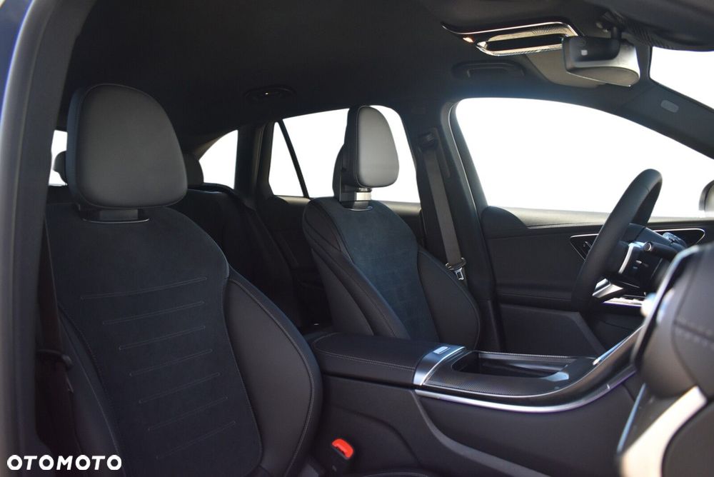 Mercedes-Benz GLC - 9