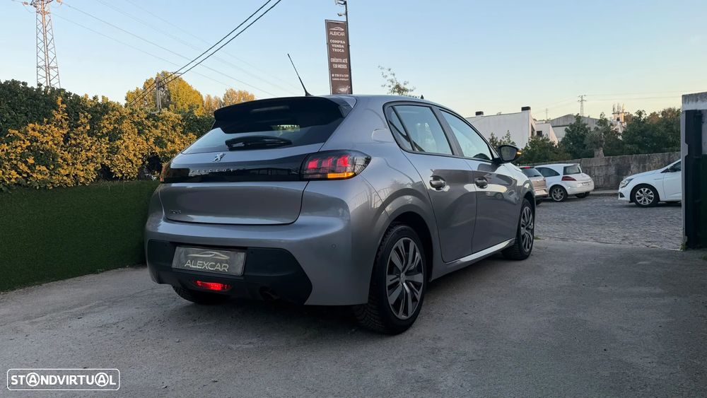 Peugeot 208 2020 photo 4