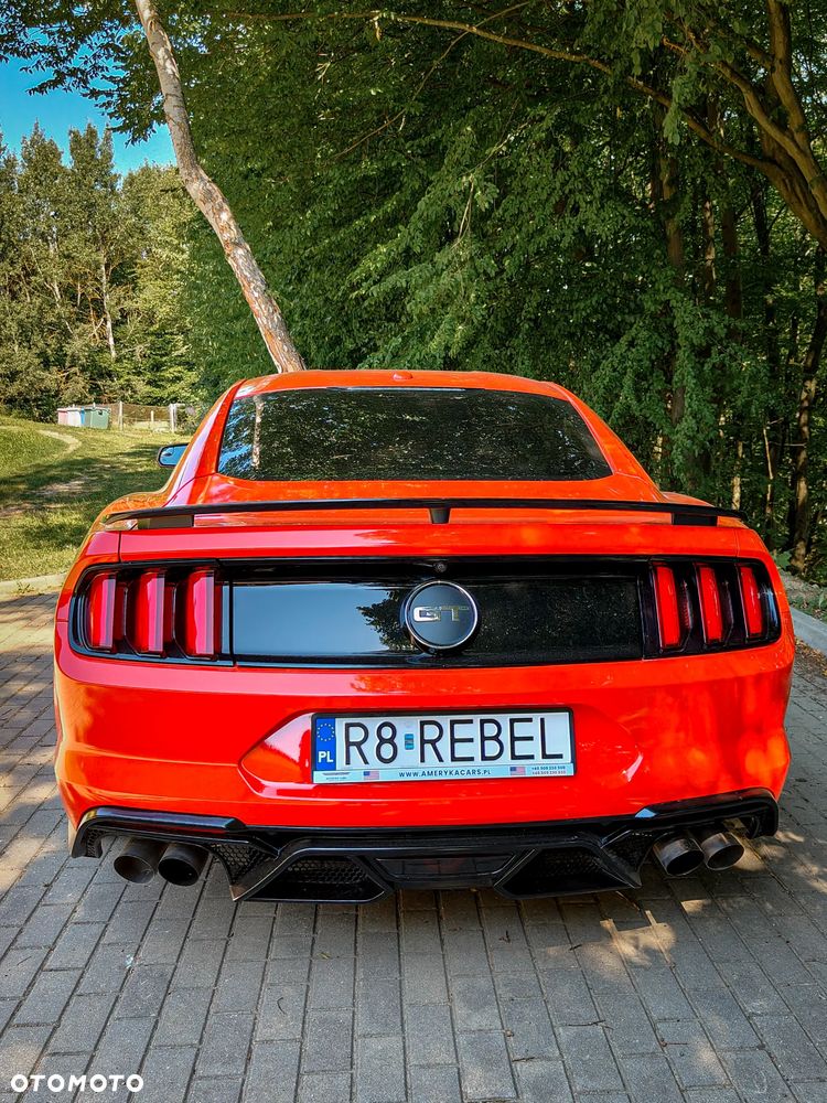 Ford Mustang 5.0 V8 GT - 6