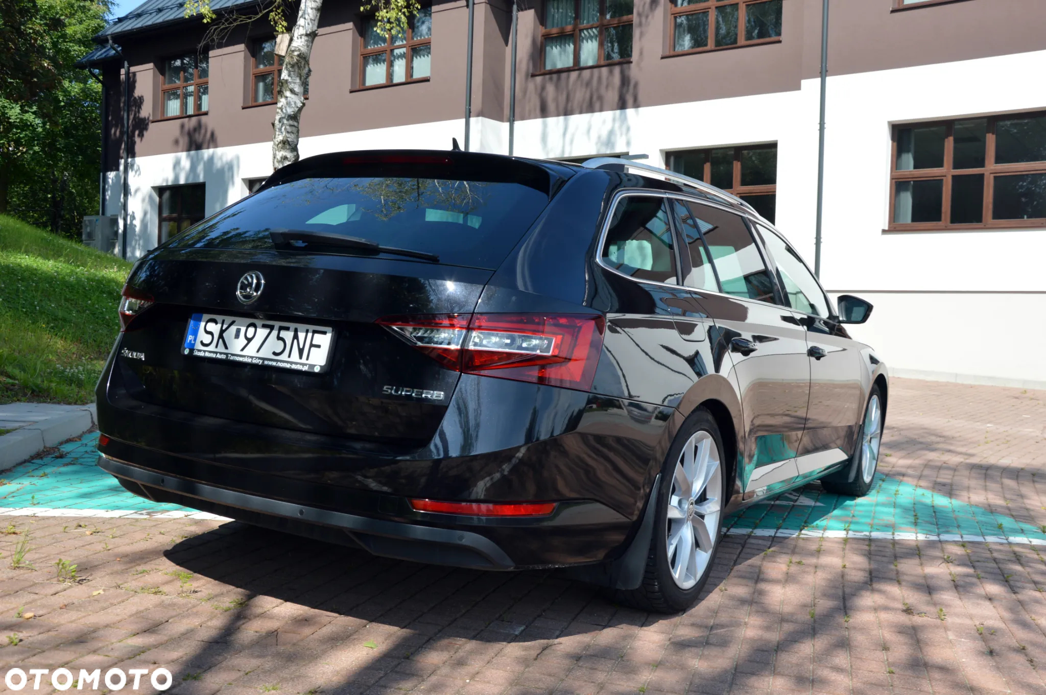 Skoda Superb 2.0 TDI Ambition DSG - 26