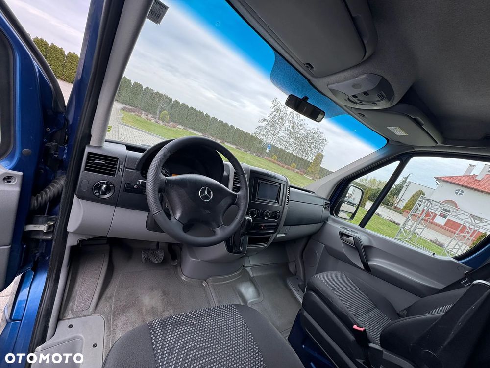 Mercedes-Benz 318 Klima Elektryka Tempomat Navi Kamera Dubel Kabina Hak - 9