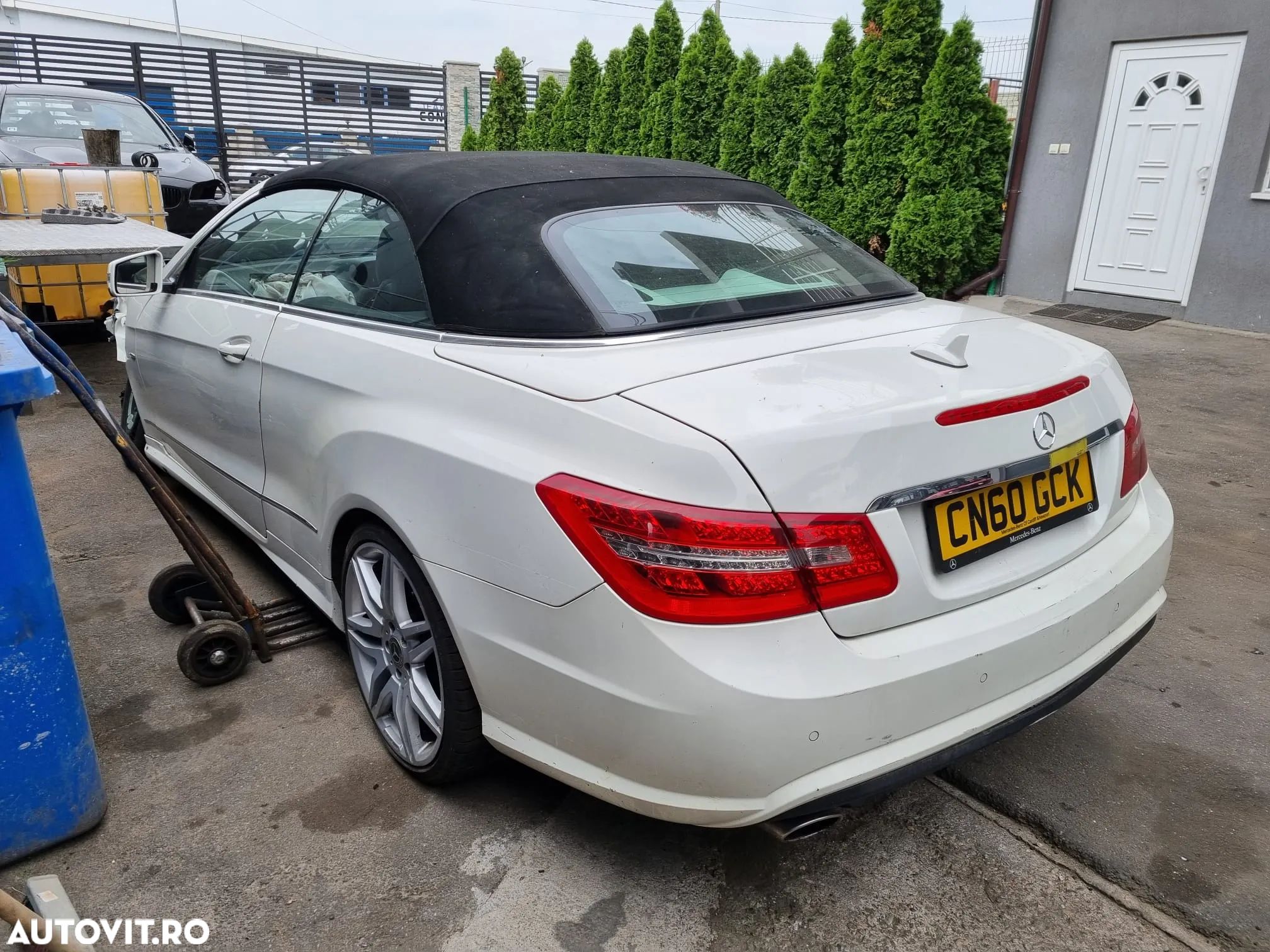 Dezmembrari piese auto Mercedes E 350 cdi Kabrio - 1