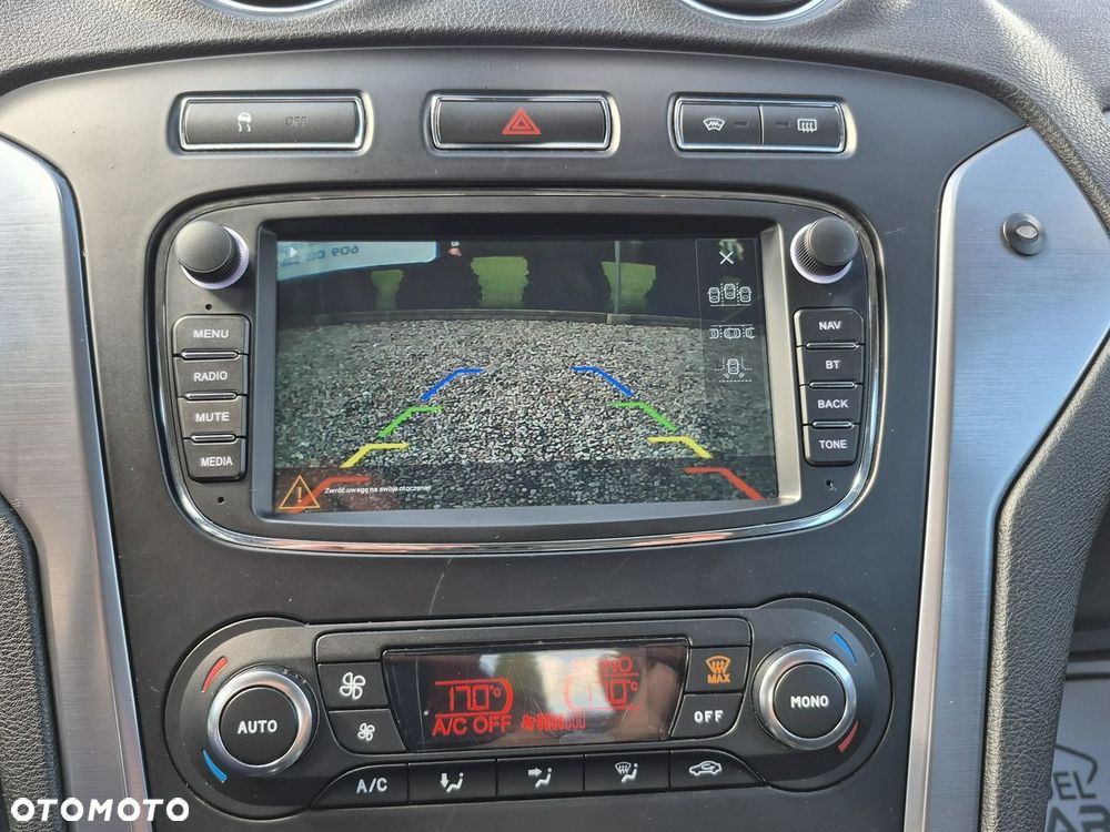 Ford Mondeo - 10
