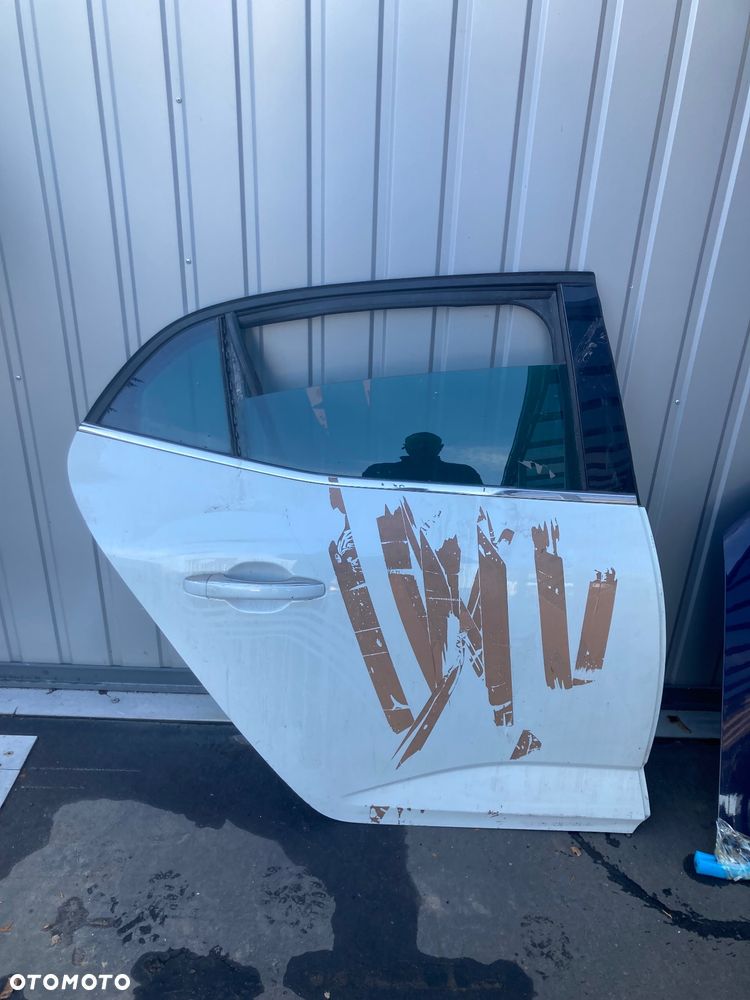 RENAULT MEGANE 4 IV HB DRZWI TYLNE PRAWE PRAWY TYŁ TYLNIE BIAŁE Wwa - 1