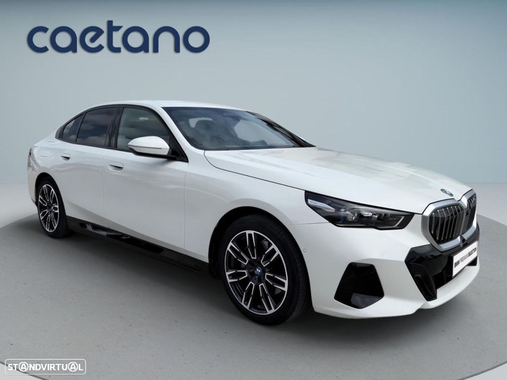 BMW i5 eDrive40 Pack Desportivo M - 10