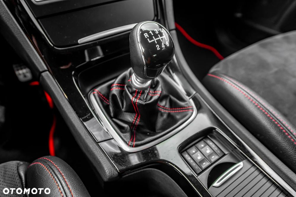 Ford Mondeo 2.0 TDCi Titanium S - 35