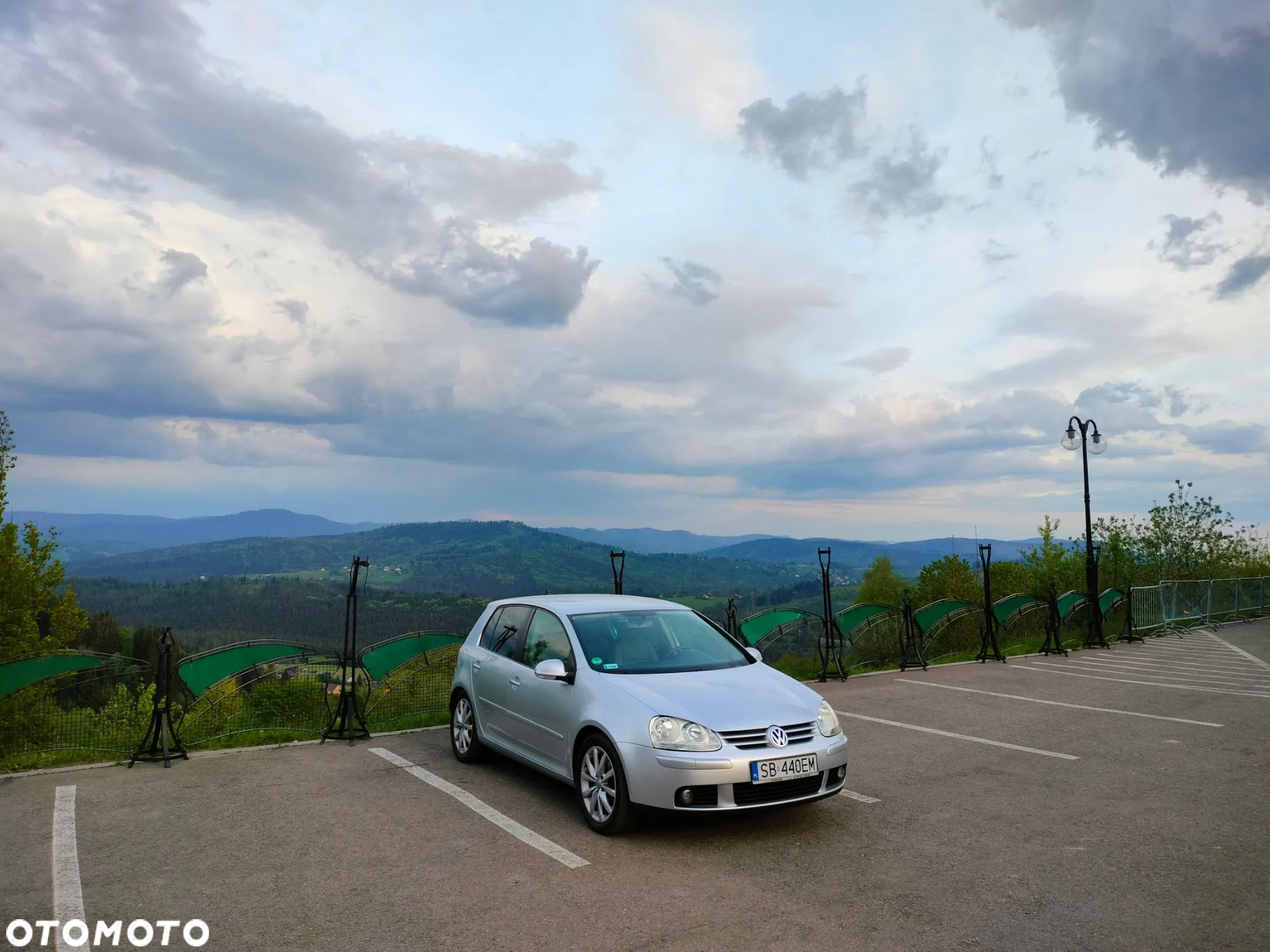 Volkswagen Golf V 1.6 Sportline - 1