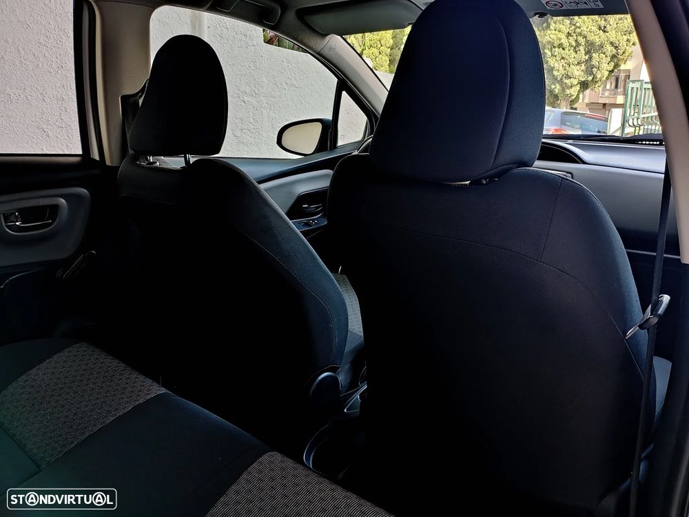 Toyota Yaris 1.33 VVT-i Multidrive S Comfort - 17