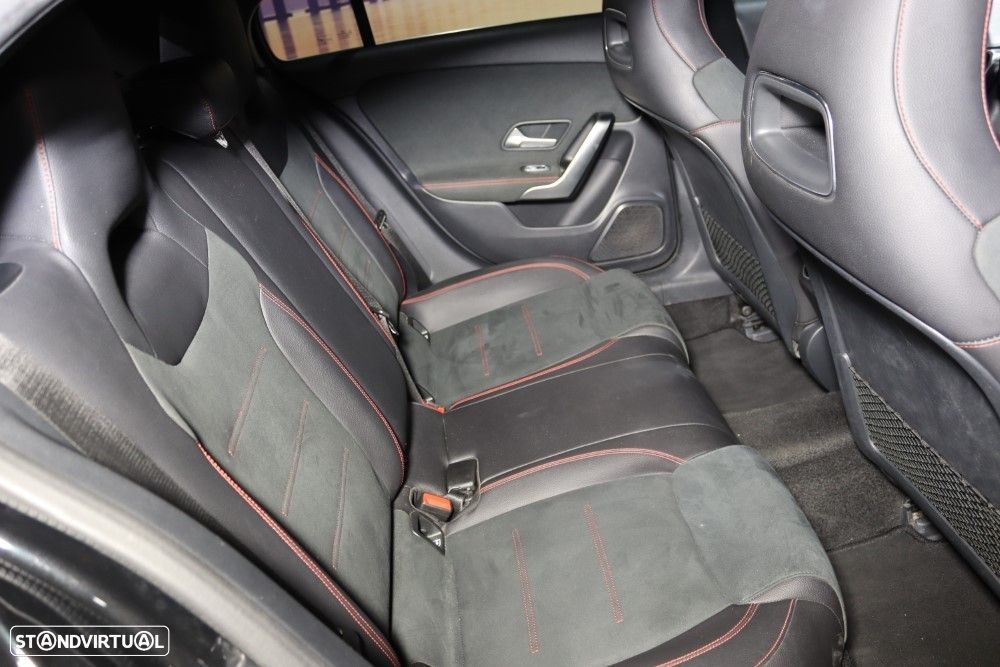 Mercedes-Benz A 180 d AMG Line - 6