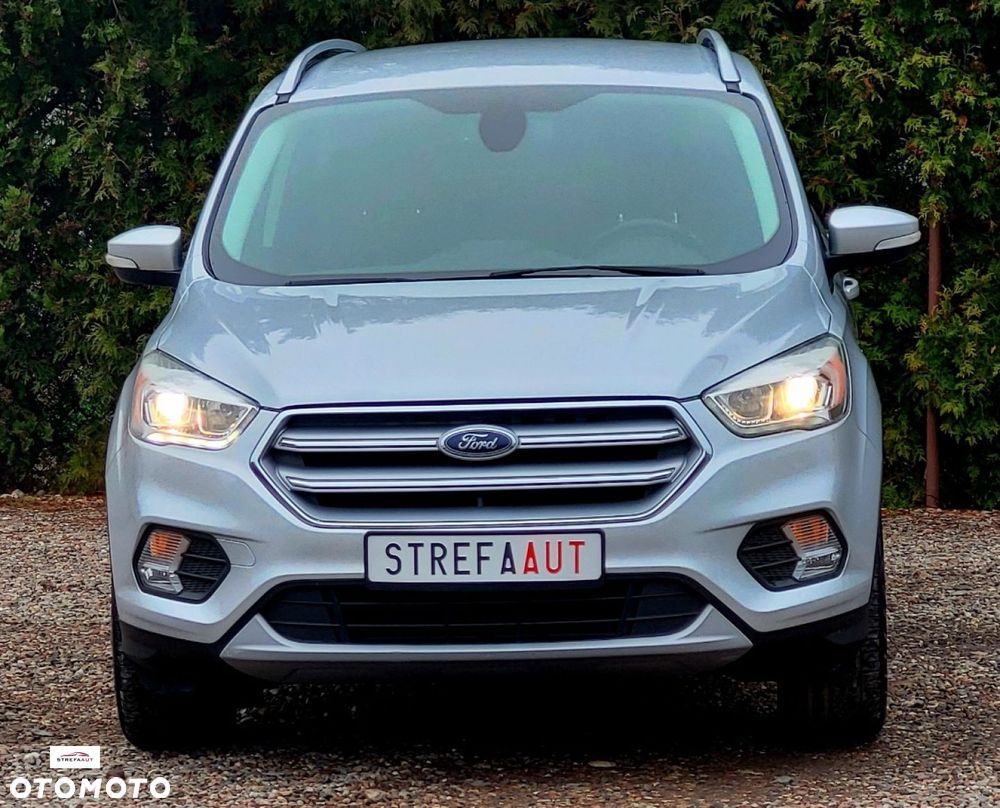 Ford Kuga - 10