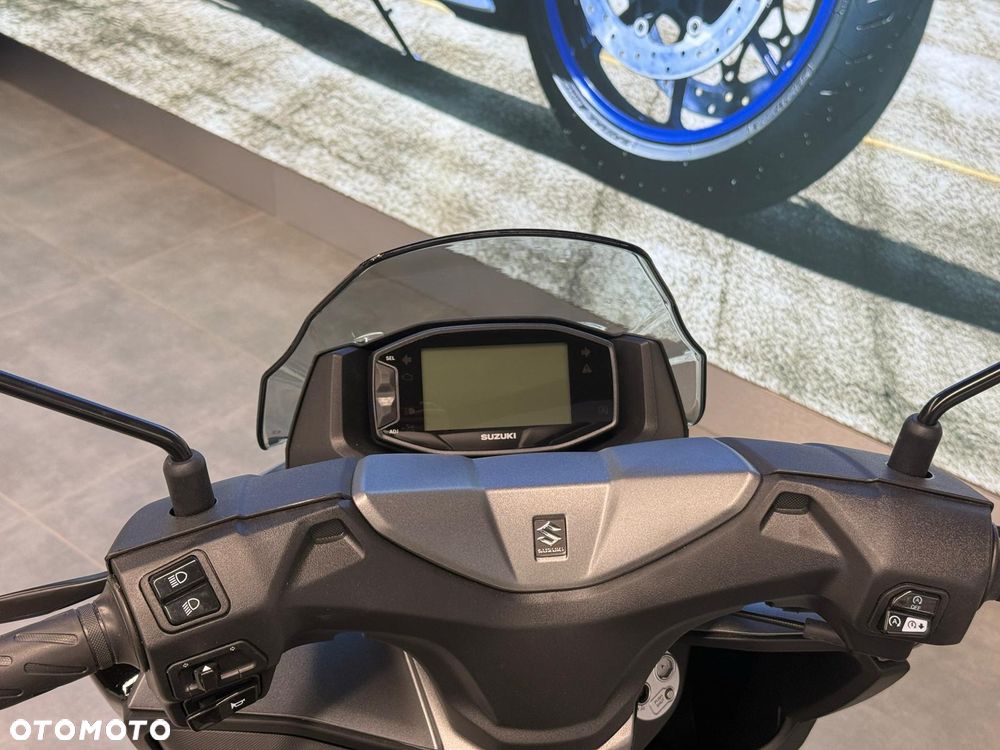 Suzuki Burgman - 5