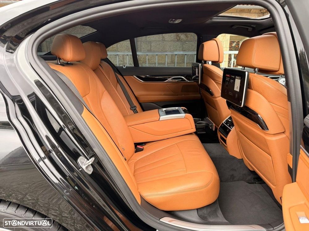 BMW 730 d Pack M Auto - 12