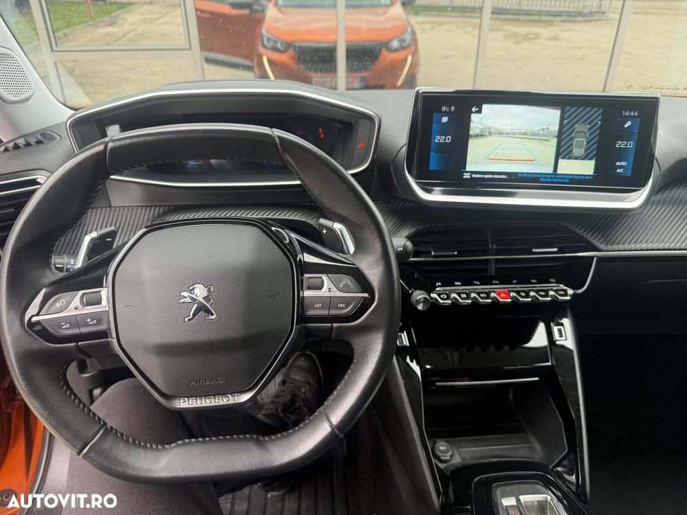 Peugeot 2008 PureTech 130 EAT8 Allure Pack - 7