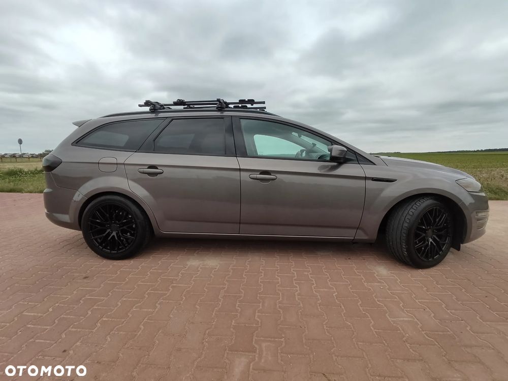 Ford Mondeo 2.0 TDCi Champions Edition - 4