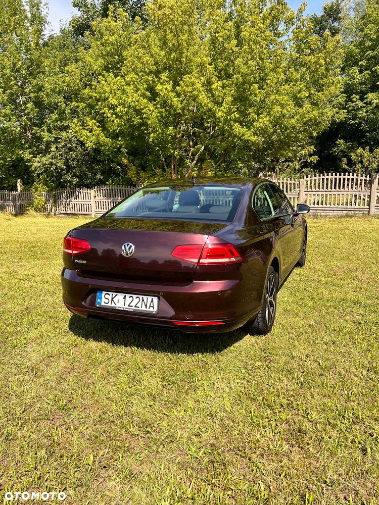 Volkswagen Passat 2.0 TDI SCR Comfortline - 3