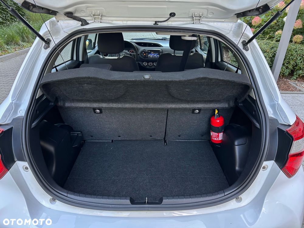Toyota Yaris 1.5 Premium - 28
