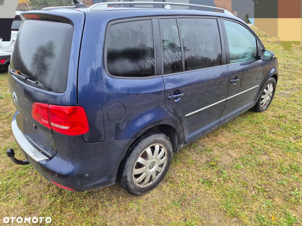 Volkswagen Touran 2.0 TDI DPF Highline - 3