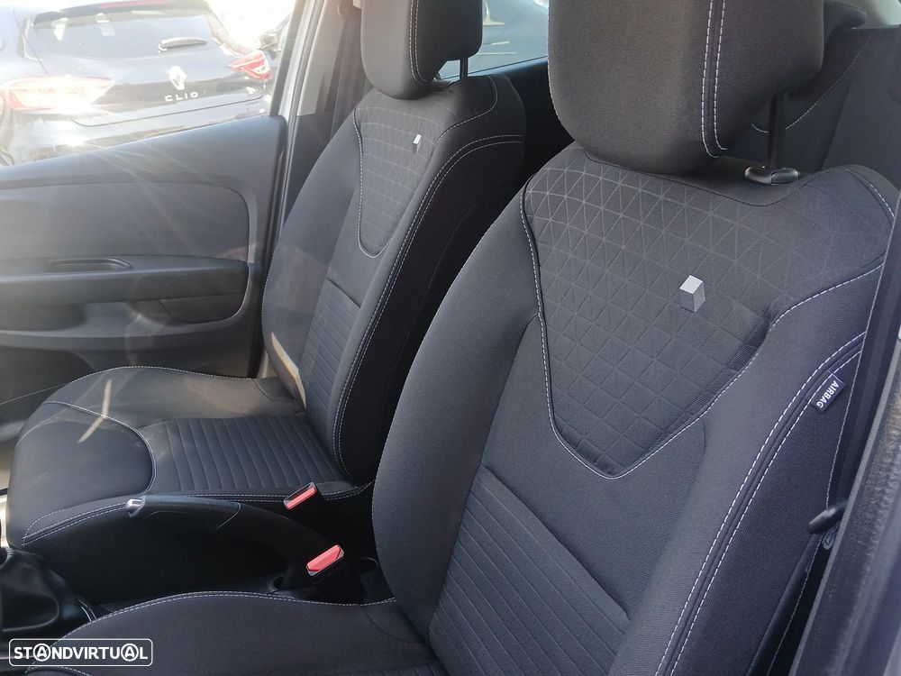 Renault Clio 1.5 dCi Limited - 19