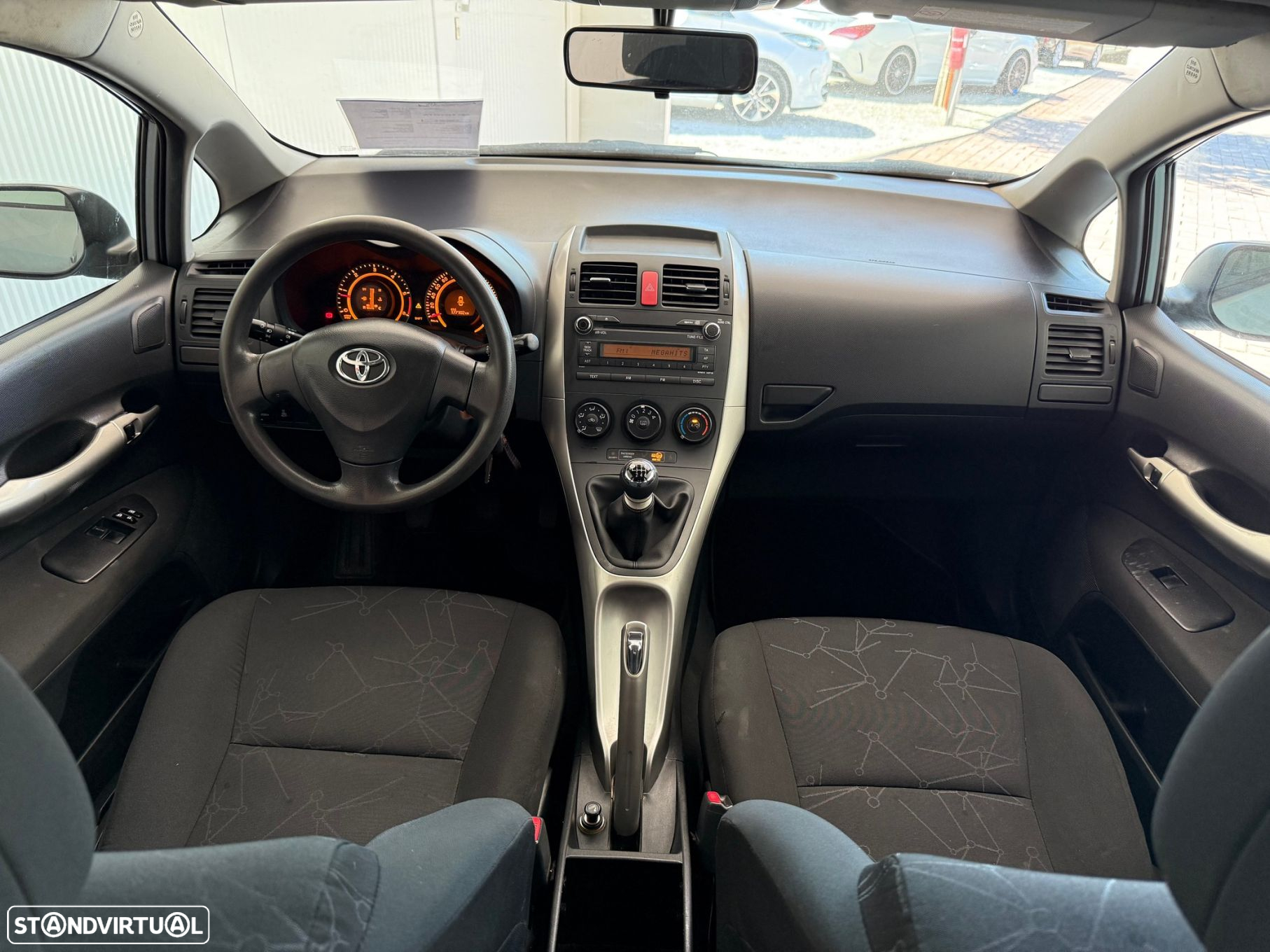 Toyota Auris 1.4 D-4D ACtive - 10